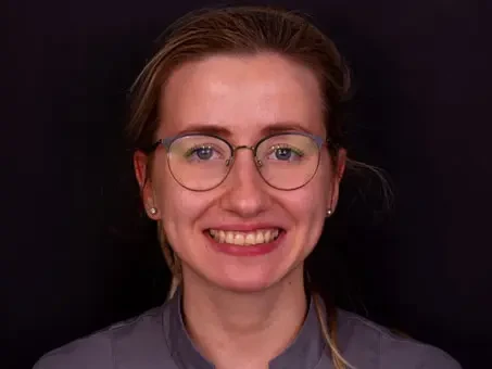 MetamorfozaPani Karoliny w Exactoclinic Dentysta Poznań Dentysta Jarocin